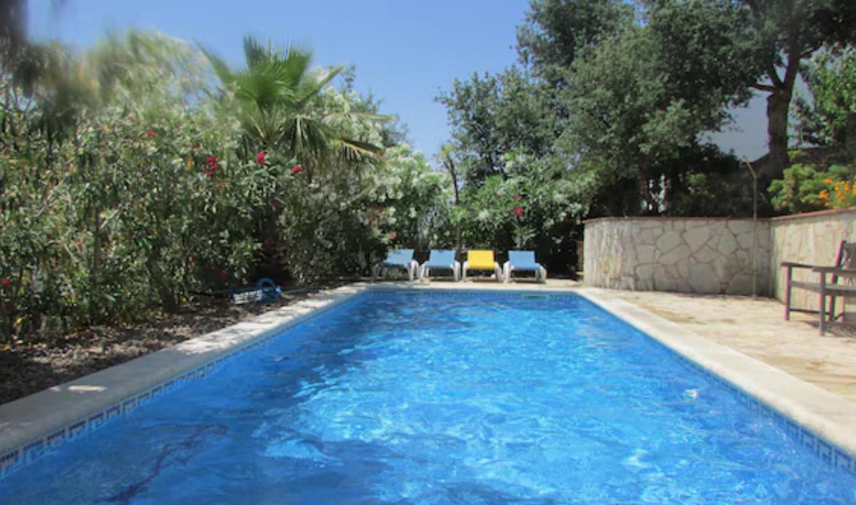 Cosy With Swimming Pool And Spacious Private Terrace Appartement *